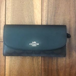 Coach Monogram Wallet (Brown)